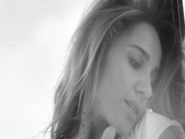 Стать чужими