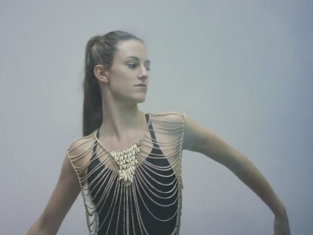 Curved Edge Straight Line