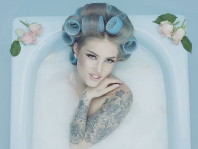 Housewife Spliffin’