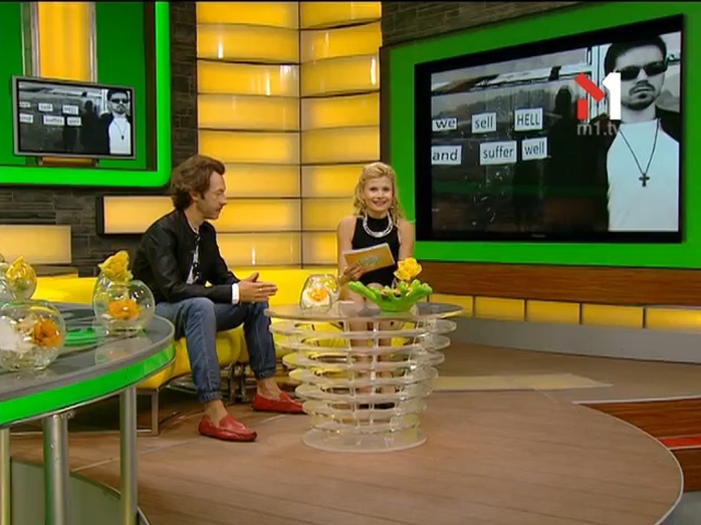 Дмитро Ципердюк оголошує переможців конкурсу «Зустріч з Depeche Mode»