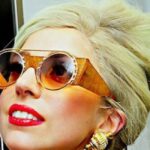Леді Гага не хоче спілкуватися з журналістами