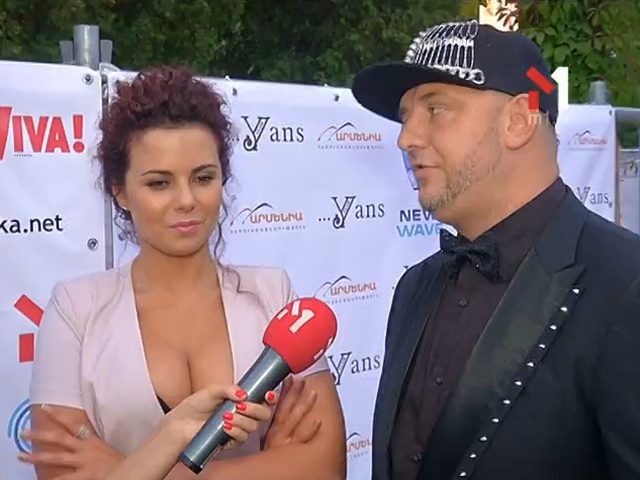 Коментарі зірок щодо використання фонограми