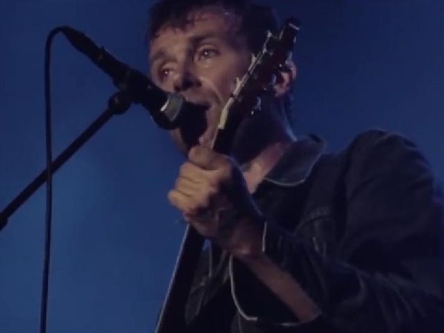 Hostiles (live)