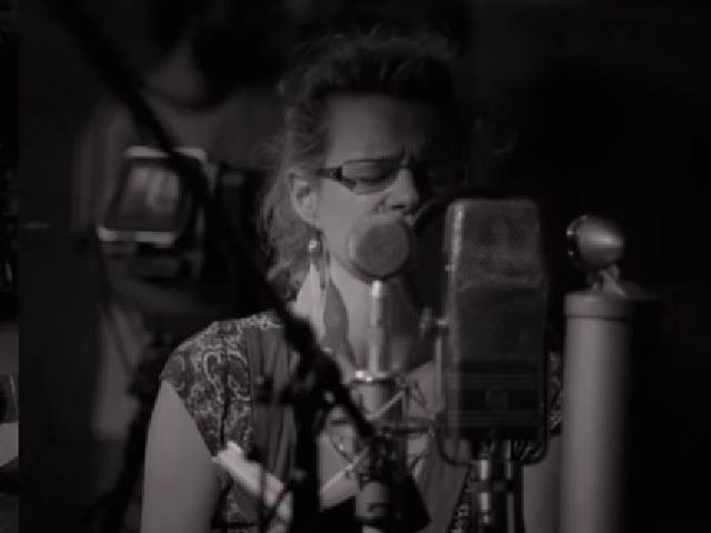 Warszawo Ma  (feat. Joanna H. Sokołowska)