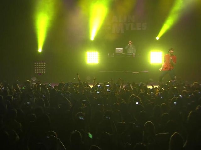 Trampoline  (live on the Honda Stage)