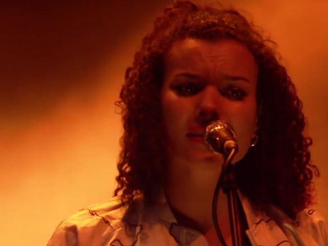 Busy Earnin’  (live @ Bestival 2015)