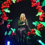 Ірина Федишин дала концерт у створеному шанувальниками «зоряному небі»!