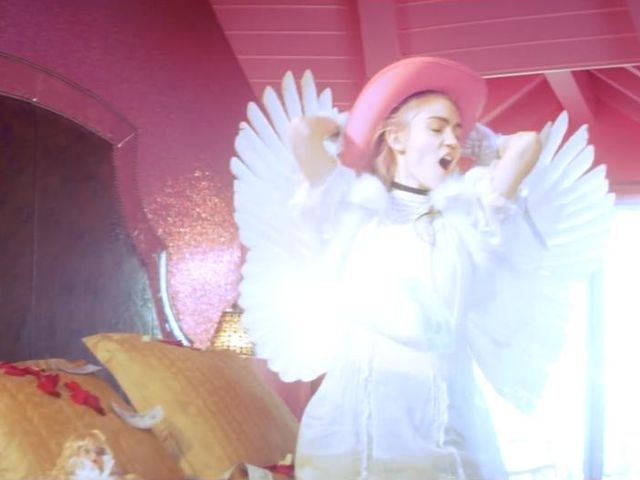 Flesh Without Blood/Life In The Vivid Dream