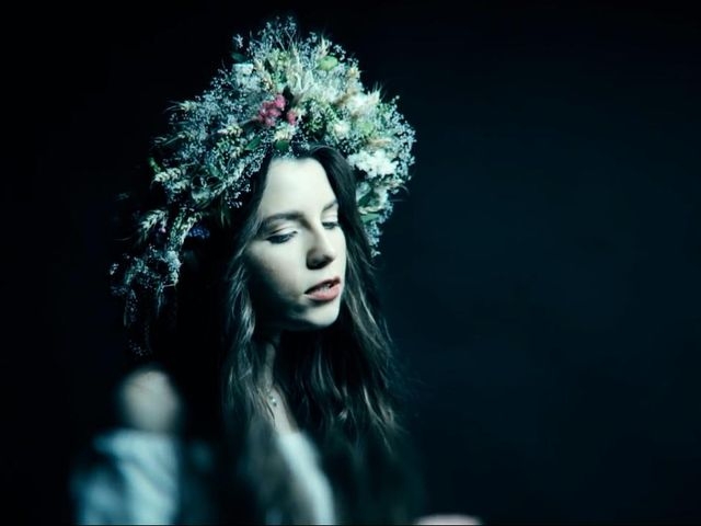 Под облачком