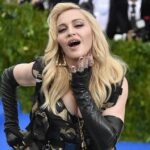 Ню-знімки Мадонни пустять із молотка