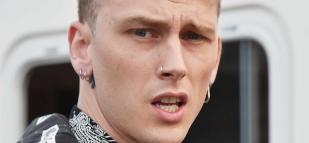 Machine gun kelly томми ли