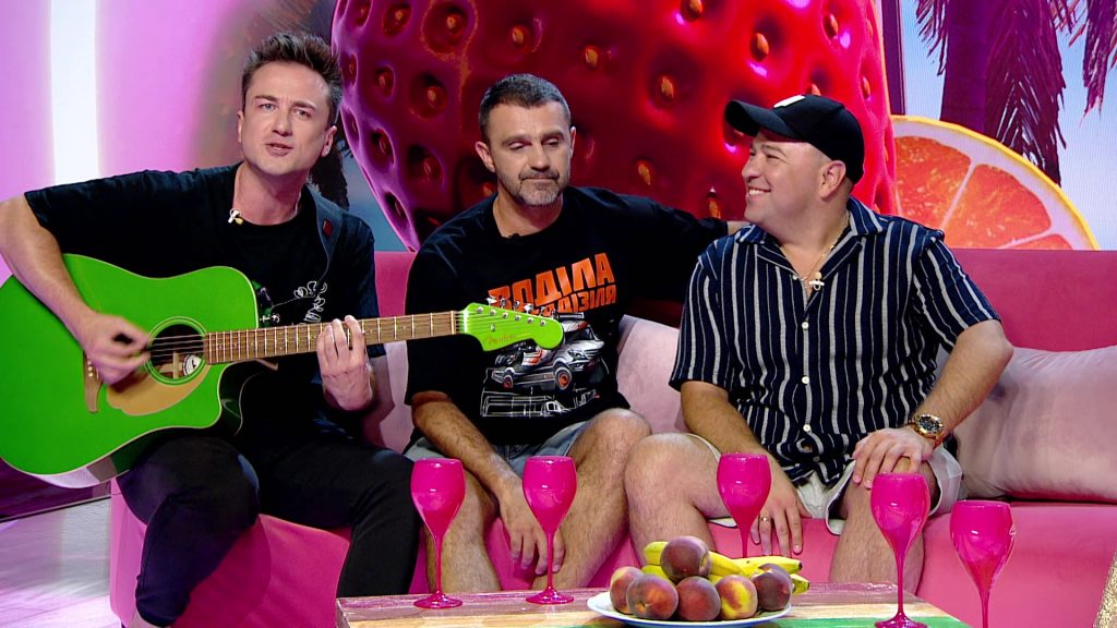 VIP Тернопіль заспівали про “Смайлика-какаху”