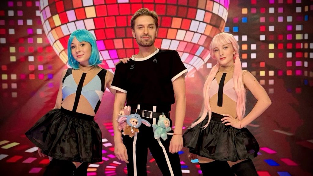 EL Кравчук презентував «Ла-бу-бу-бу»